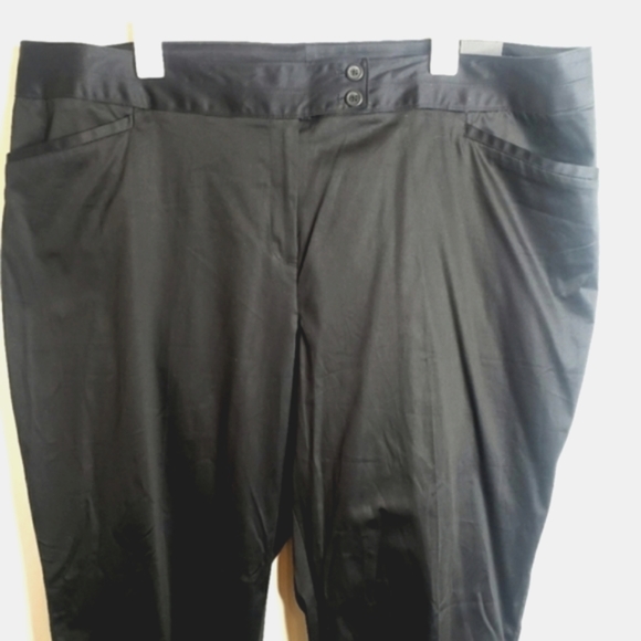 Lane Bryant Pants Totally Cropped Black Women’s Plus Size 28 NWT - Picture 7 of 12
